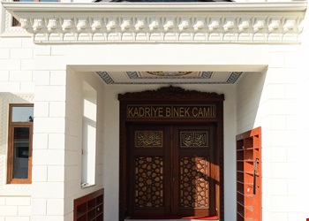 kadriye-binek-cami-360f.jpg